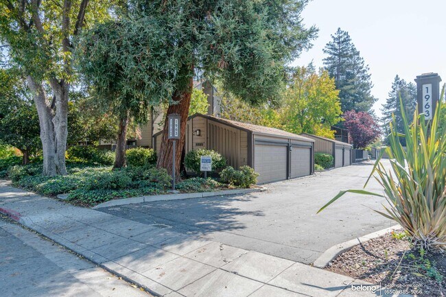 1963 Rock St in Mountain View, CA - Building Photo - Building Photo