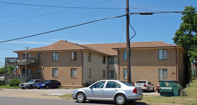 a4053 in Virginia Beach, VA - Foto de edificio - Building Photo