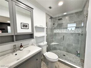 171 Crown Dr in Naples, FL - Building Photo - Building Photo