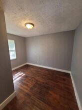 240 Wadley St NW in Atlanta, GA - Building Photo - Building Photo