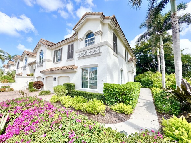101 Colonade Cir in Naples, FL - Building Photo - Building Photo