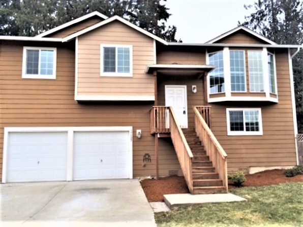 17523 74th Dr NE in Arlington, WA - Building Photo