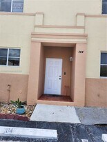 312 NW 114th Ave in Miami, FL - Building Photo