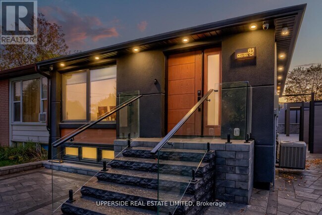 61 Marlin Ct in Newmarket, ON - Building Photo - Building Photo