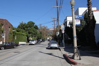 6100-6110 Glen Alder St in Los Angeles, CA - Building Photo - Building Photo