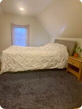 3223 N Albany Ave in Chicago, IL - Building Photo - Building Photo