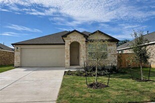 119 Isaac Millsaps Trl in Bastrop, TX - Building Photo