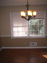 4929 Fairforest Dr in Stone Mountain, GA - Building Photo - Building Photo