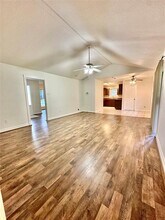 802 Bystreet Rd in Pasadena, TX - Building Photo - Building Photo