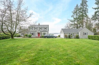 4930 Harbor View Dr NE in Tacoma, WA - Building Photo - Building Photo