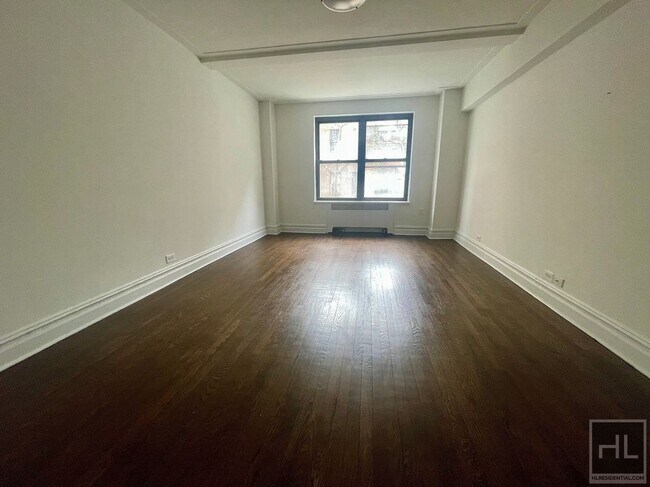 EAST 38 STREET, Unit 11D in New York, NY - Building Photo - Building Photo