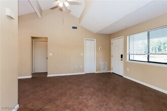 2918 Yuma Ave in North Port, FL - Foto de edificio - Building Photo
