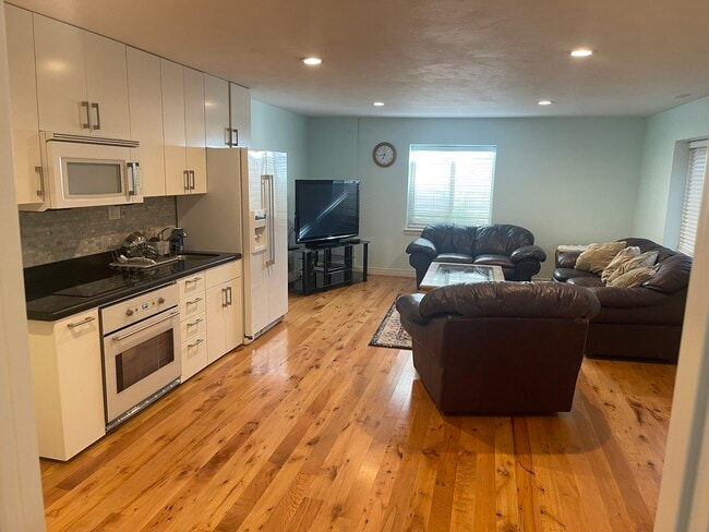 5338 Scenic Ridge Cir in Salt Lake City, UT - Building Photo - Building Photo