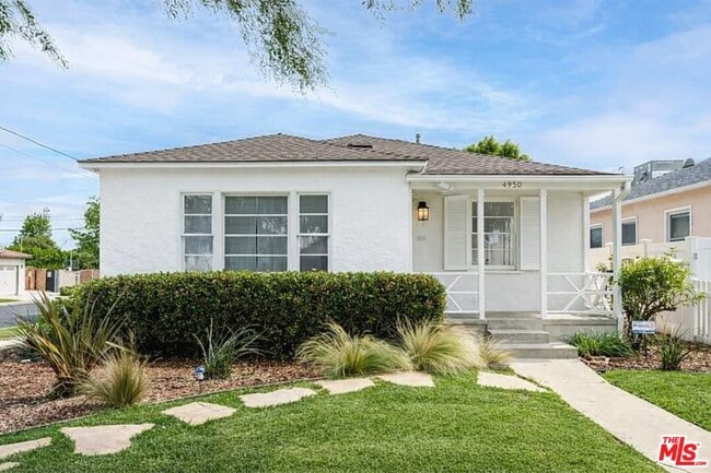 property at 4950 Newcastle Ave
