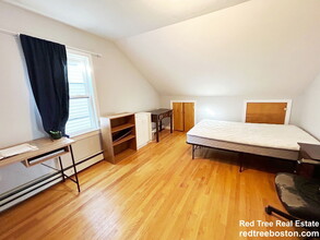 40 Plymouth St in Cambridge, MA - Building Photo - Building Photo