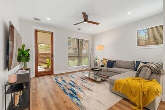 4124 Valley View Rd in Austin, TX - Building Photo - Building Photo