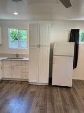 6756 Tyrone Ave in Van Nuys, CA - Building Photo - Building Photo