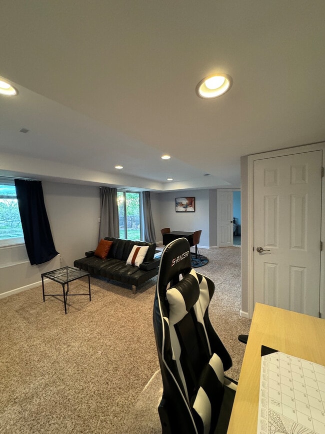 property at 5494 S Picadilly St