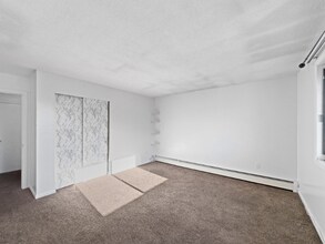 274 E Haverhill St in Lawrence, MA - Foto de edificio - Building Photo