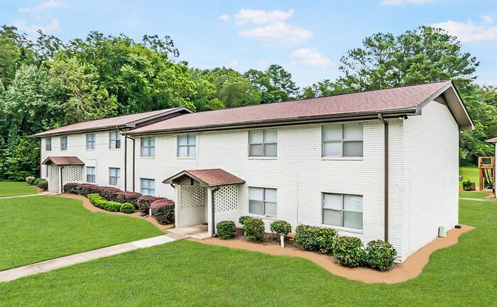 13 Brannan St in Mcdonough, GA - Building Photo