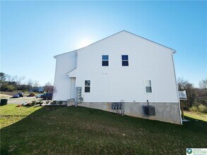 7699 Clayton Ave in Coopersburg, PA - Building Photo - Building Photo