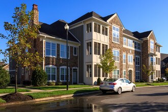 The Hamilton Luxury Apartments in Fishers, IN - Foto de edificio - Building Photo