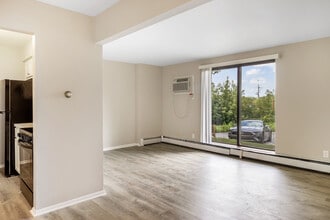 1700 Elder St in Waukesha, WI - Building Photo - Building Photo