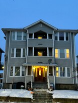 143 Providence St, Unit Apt 6 in Worcester, MA - Building Photo