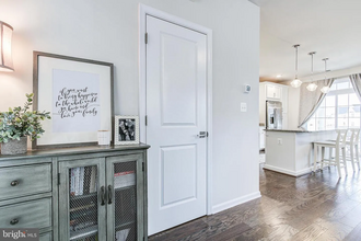 23225 Milltown Knoll Square in Ashburn, VA - Building Photo - Building Photo
