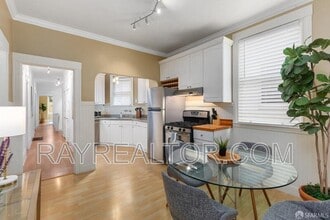 2760 Folsom St in San Francisco, CA - Building Photo - Building Photo