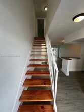 9375 Fontainebleau Blvd in Miami, FL - Building Photo - Building Photo