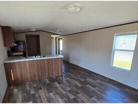 308 Mark Rd in Dillon, SC - Building Photo