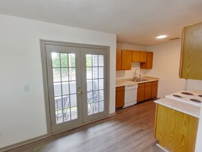 3421 W Zoo Blvd in Wichita, KS - Building Photo - Building Photo