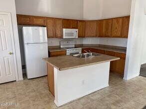 8541 W Riley Rd in Tolleson, AZ - Building Photo - Building Photo