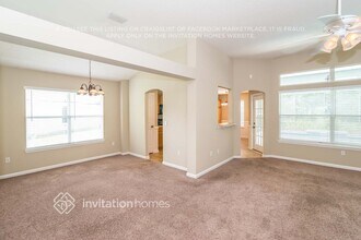 752 Dewdrop Loop in Jacksonville, FL - Building Photo - Building Photo