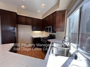 564 Vista Miranda in Chula Vista, CA - Building Photo - Building Photo