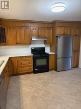 19 Palm Dr in Toronto, ON - Building Photo - Building Photo