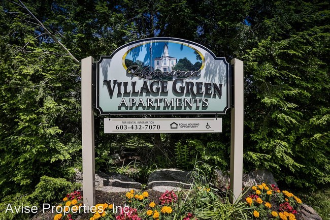 Hampstead Village Green in Hampstead, NH - Building Photo - Building Photo