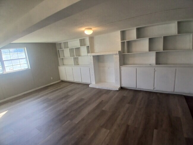 6837 Alcona Ct, Unit Suite #101 in Jacksonville, FL - Building Photo - Building Photo