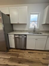 380 Quinn Hill Ln in Mars Hill, NC - Building Photo - Building Photo