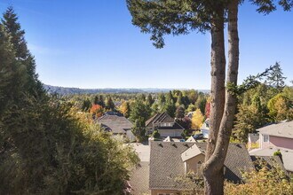 16075 SE Winterborne Ct in Damascus, OR - Building Photo - Building Photo