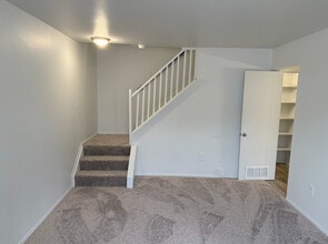 Century Square Townhomes in Taylor, MI - Building Photo - Building Photo
