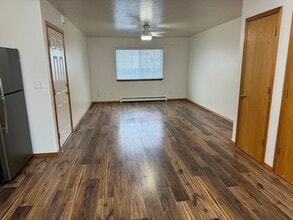 311 Turner St, Unit B in Stevensville, MT - Building Photo - Building Photo