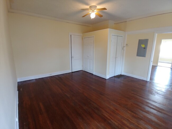 property at 980 Harte Dr SW