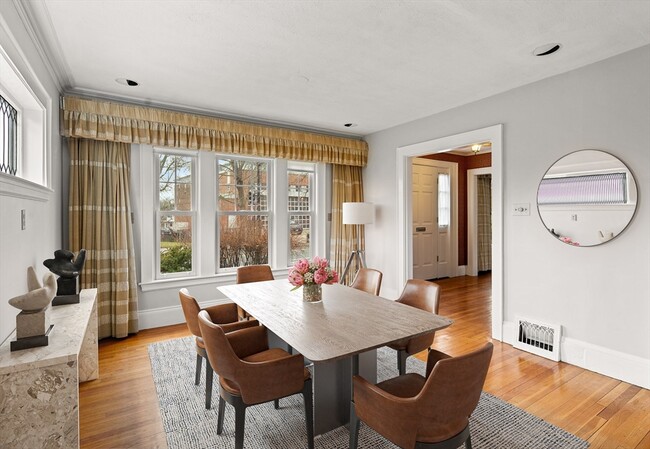 110 Leonard St in Belmont, MA - Building Photo - Building Photo