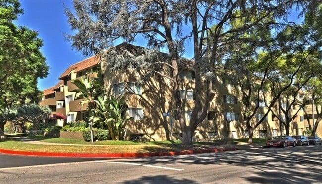 property at 14141 Dickens St