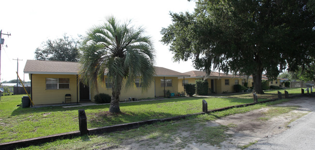 104-108 Stillwell Ave in Palatka, FL - Building Photo - Building Photo