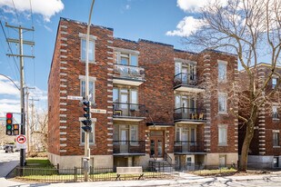 3452 Van Horne Av in Montréal, QC - Building Photo