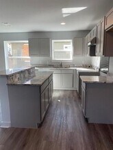 1420 E Arlington Ave in Fort Worth, TX - Building Photo - Building Photo