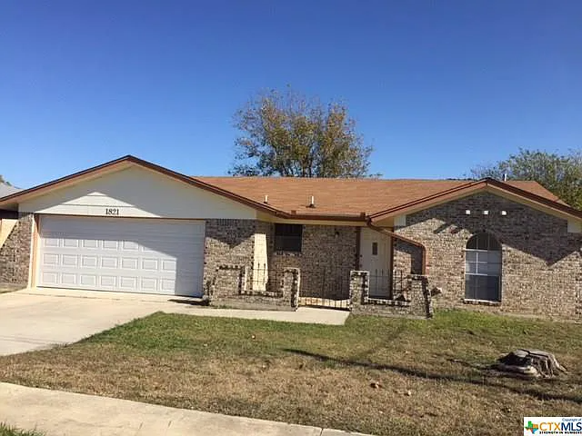property at 1821 S FM 116